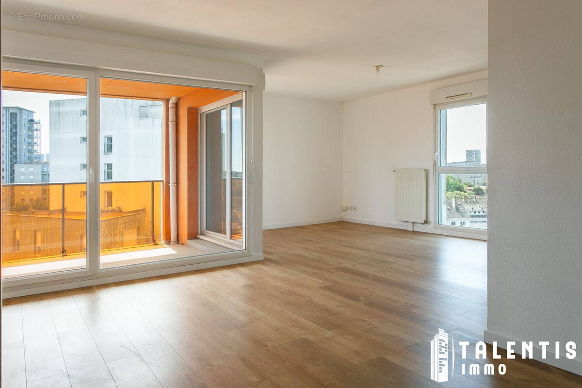 Appartement à NANTES