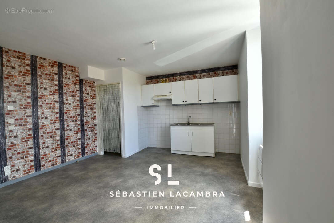 Maison à SAINT-JUERY