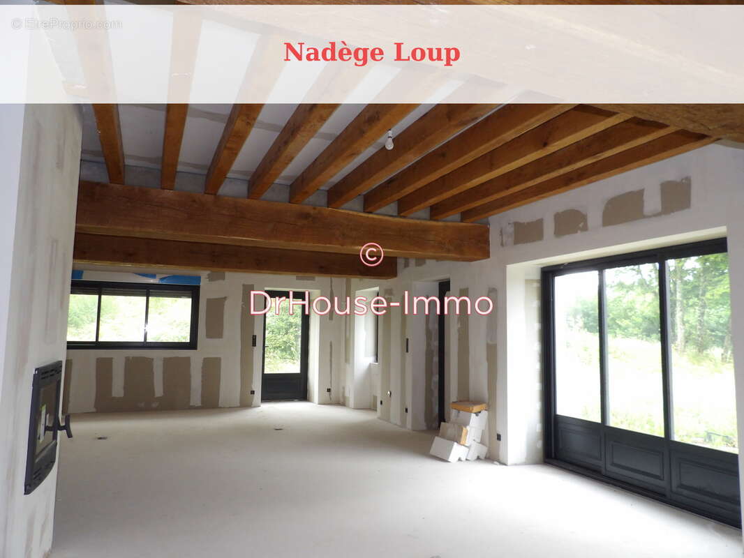Maison 310 m² à Sainte-Colombe-Sur-Loing  - photo 26