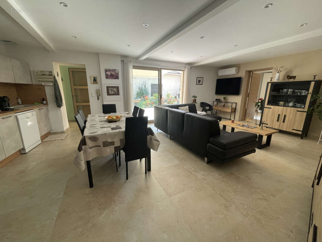 Appartement à NIMES