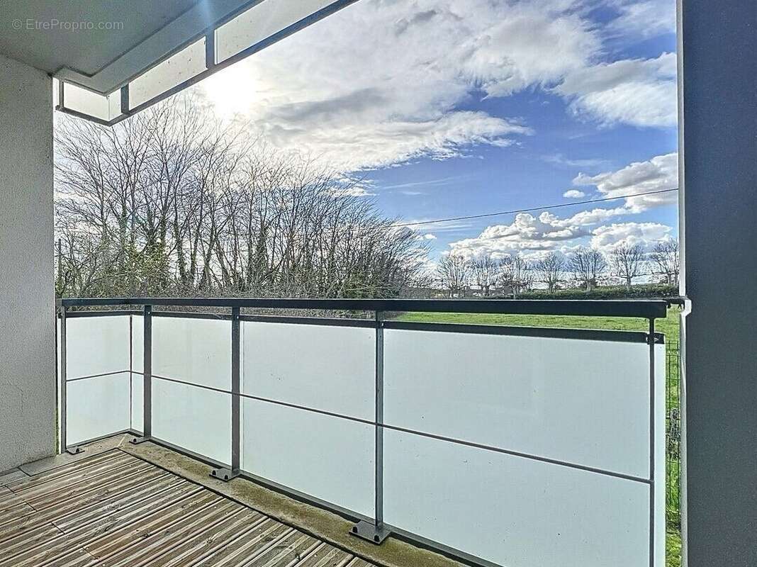 Commerce à SAINT-ORENS-DE-GAMEVILLE