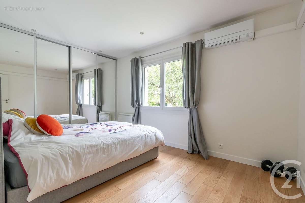 Maison à THORIGNY-SUR-MARNE