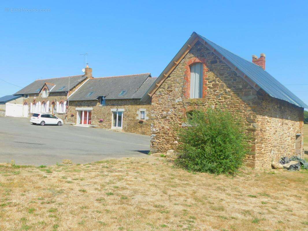 Maison à vendre 6 pièces FLEURIGNE (35) - photo 2