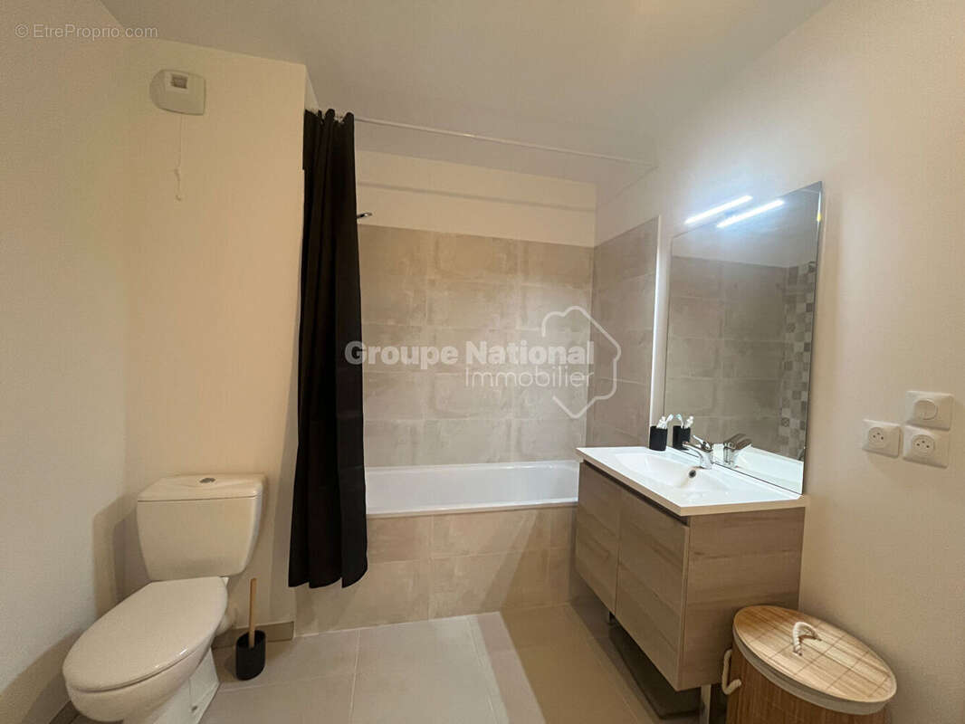 Appartement à SAINT-ETIENNE-DU-GRES