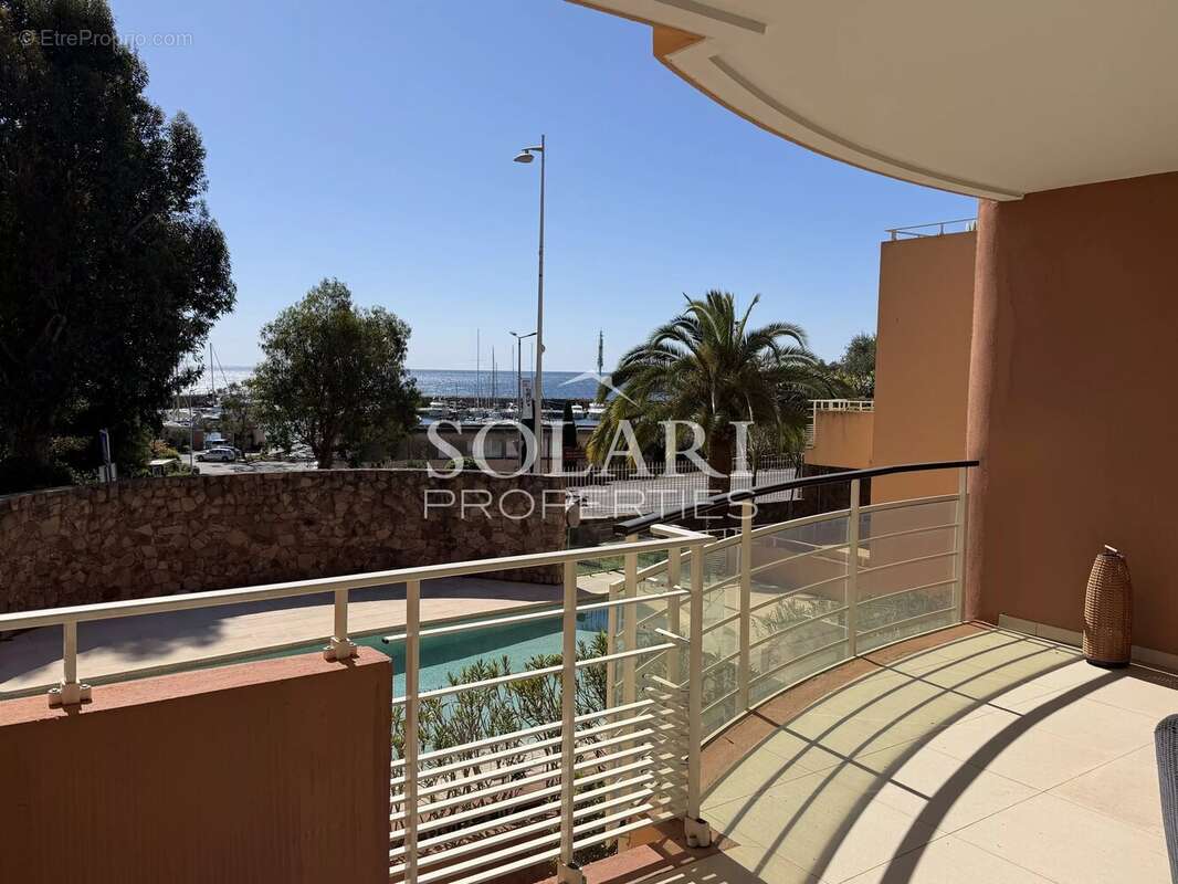 Appartement à THEOULE-SUR-MER