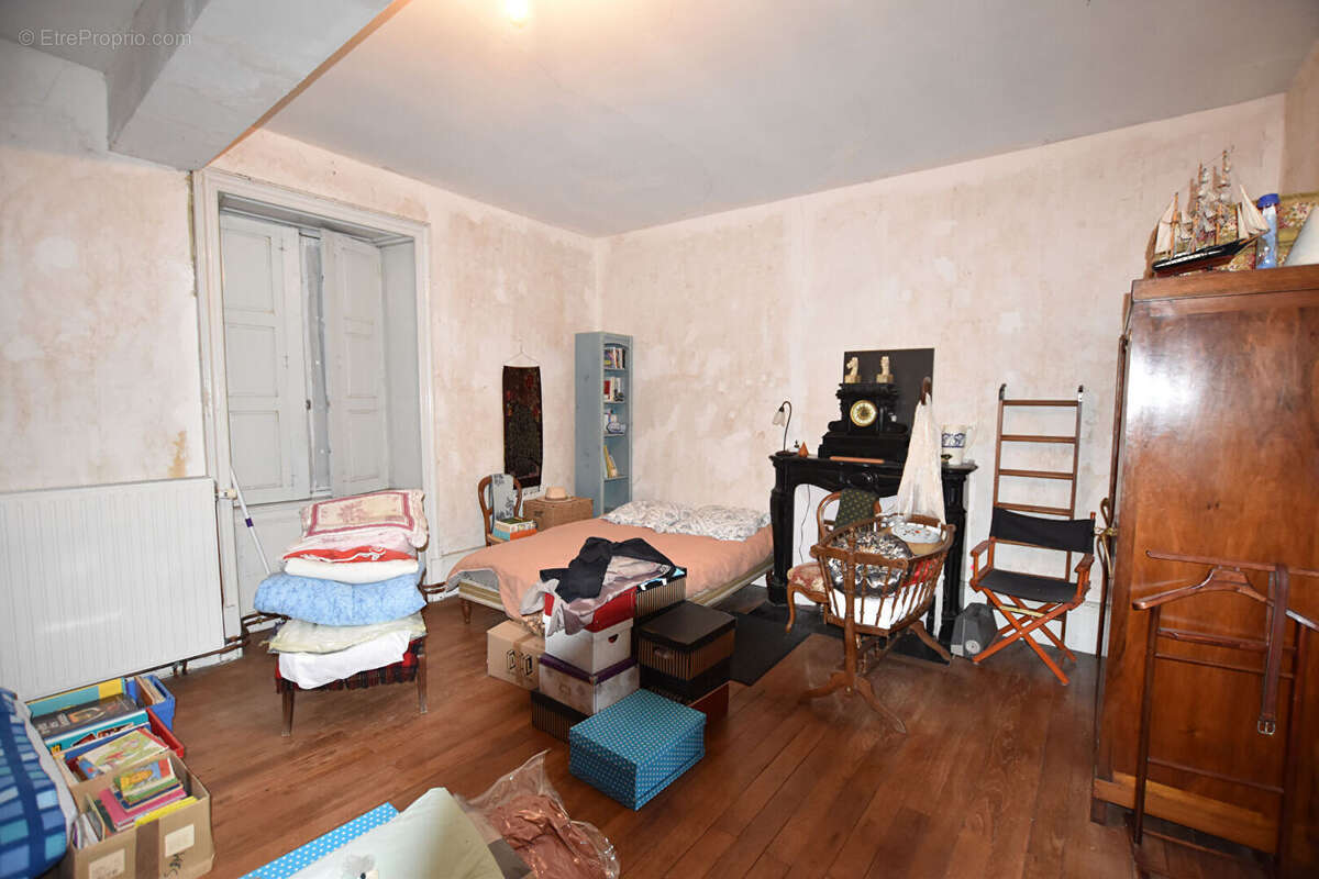 Maison à SAINT-GERAND-LE-PUY