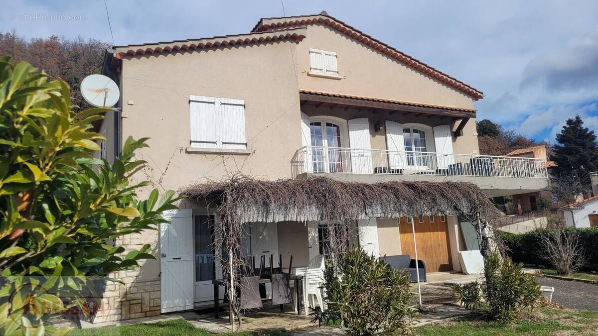 Maison à LARAGNE-MONTEGLIN