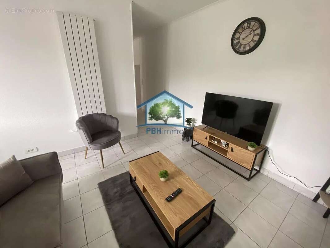 Appartement à SAINT-ETIENNE