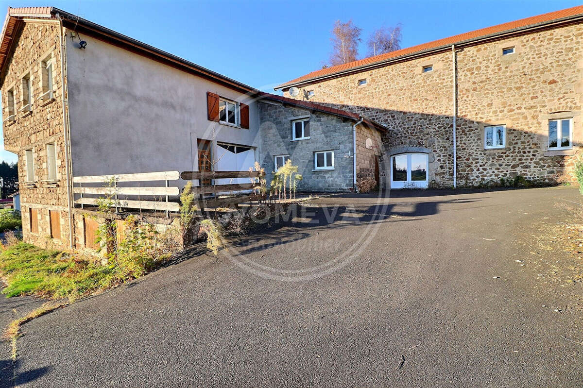 Maison à RAUCOULES