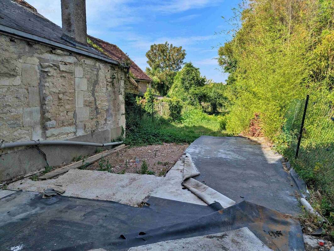 Maison 95 m² à Courson-Les-Carrieres  - photo 9
