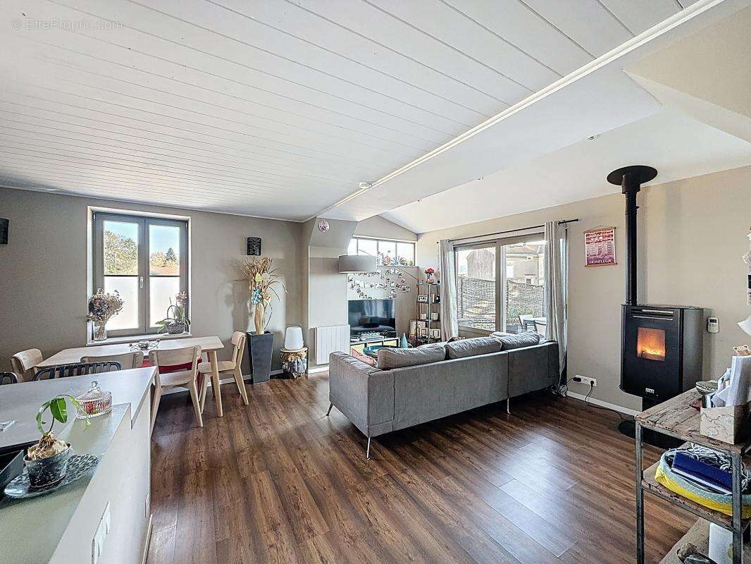 Maison à LES COTES-D&#039;AREY