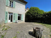 Maison à PONT-EVEQUE