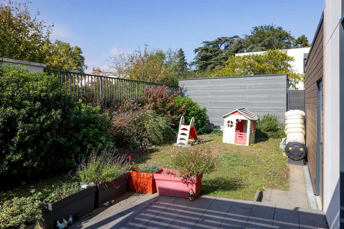 Maison à SAINT-ANDEOL-LE-CHATEAU