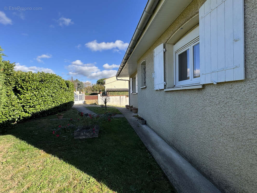 Maison à PAYRIN-AUGMONTEL