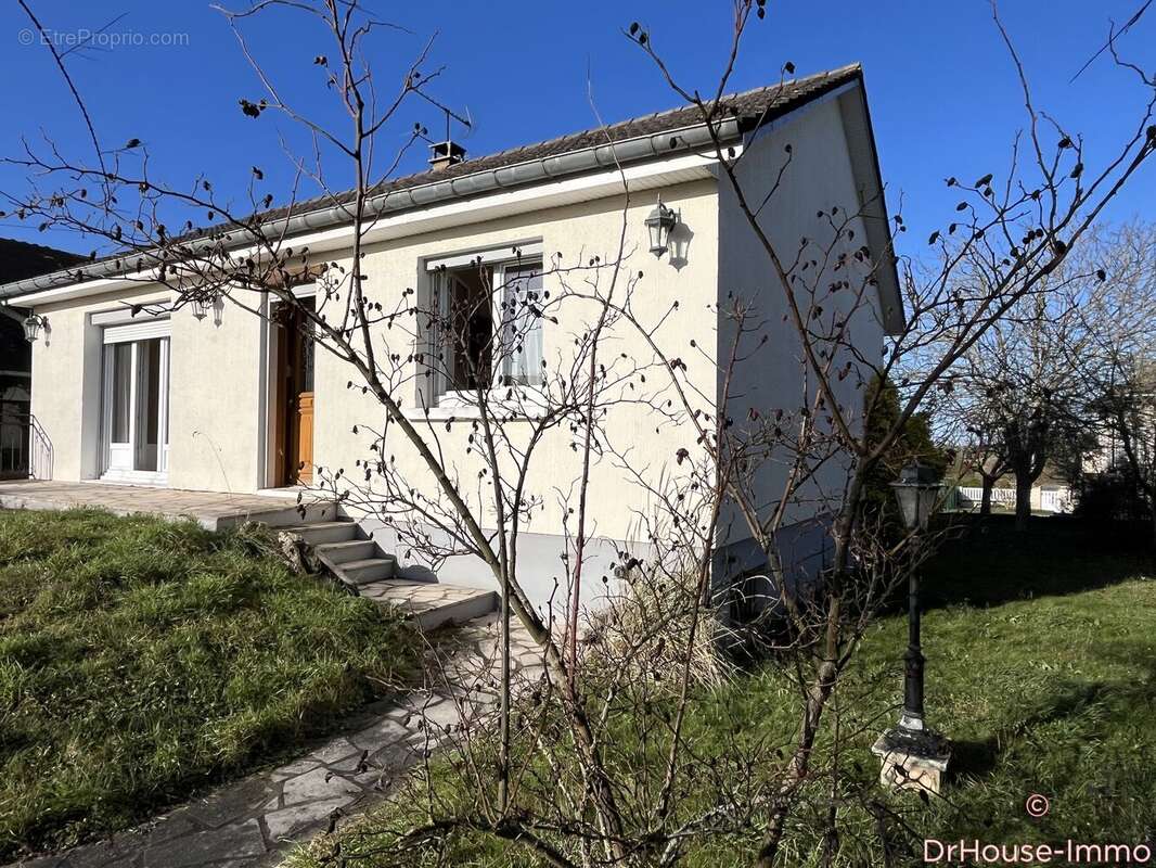 Maison à SAINTE-MAURE