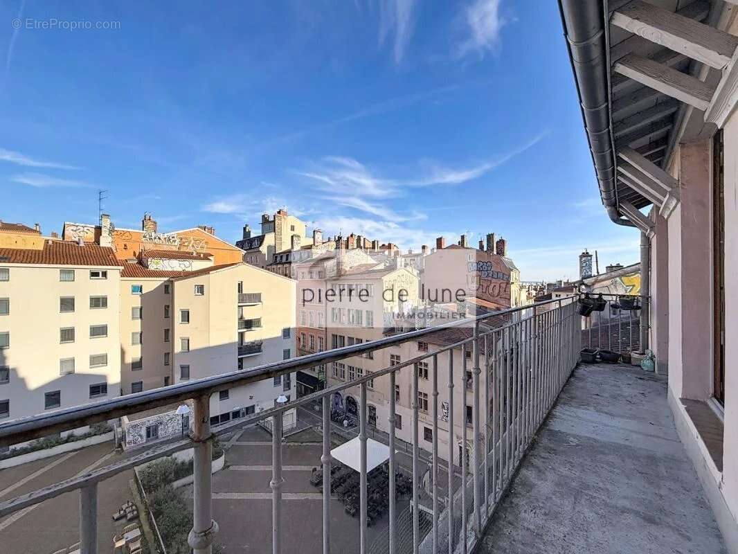 Appartement à LYON-1E