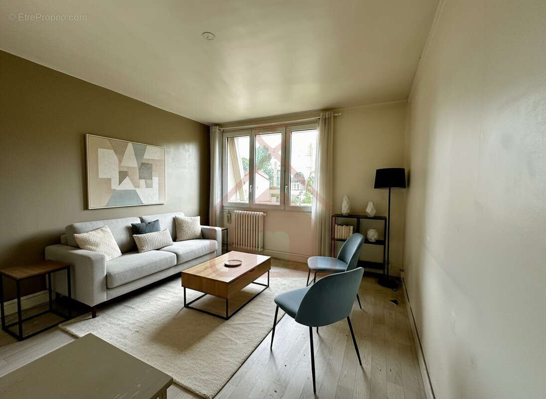 Appartement à IVRY-SUR-SEINE