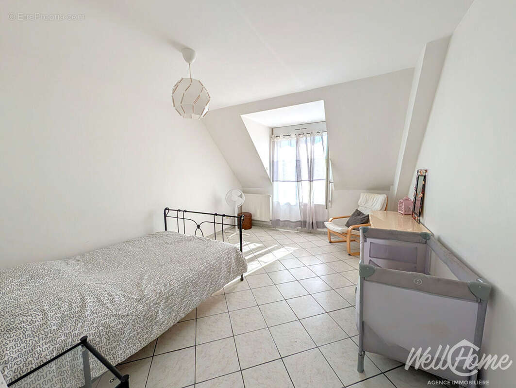 Maison Saint Ouen L Aumone - Maison individuelle 163m² - photo 10