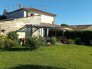 Maison à CHENAC-SAINT-SEURIN-D&#039;UZET