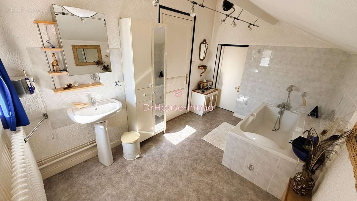 Maison 146 m² à Niort  - photo 13