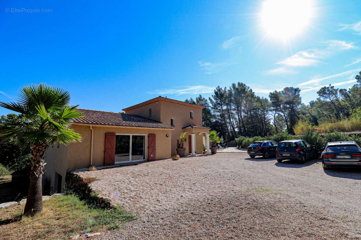 Maison à DRAGUIGNAN