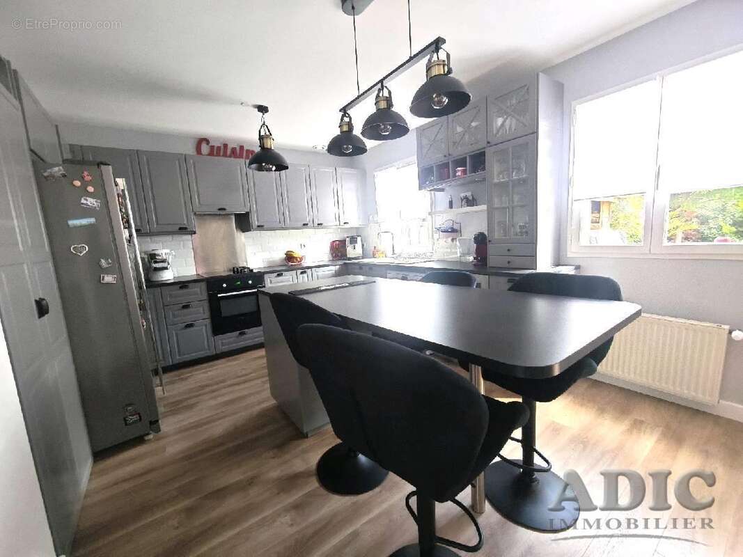 Maison à MOUSSY-LE-NEUF