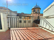 Appartement à MARSEILLE-1E