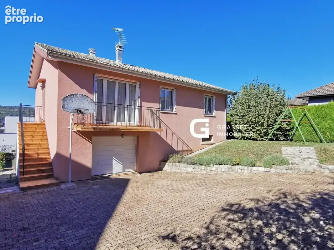 Maison à OYONNAX