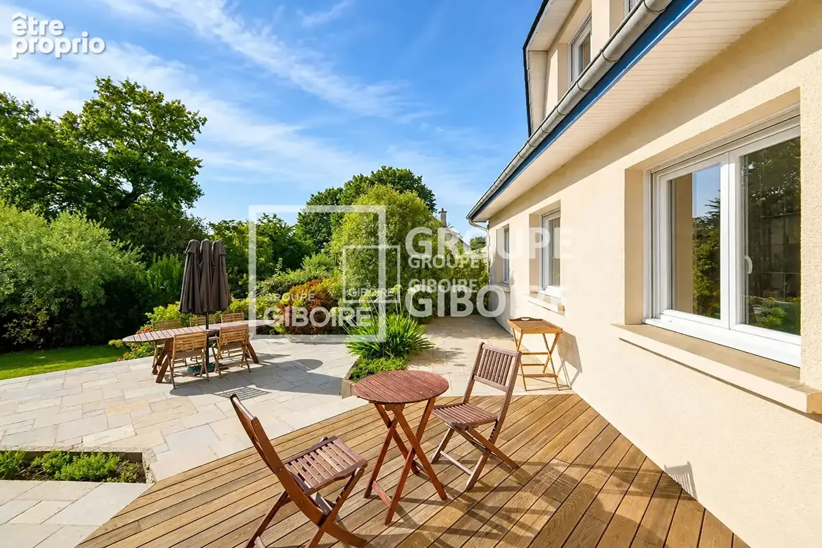 A vendre - agence giboire *exclusivite* maison de plus de 220 m² en plein centre de thorigne fouillard - photo 10