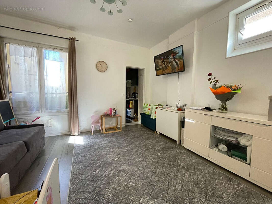 Appartement à VILLEMOMBLE