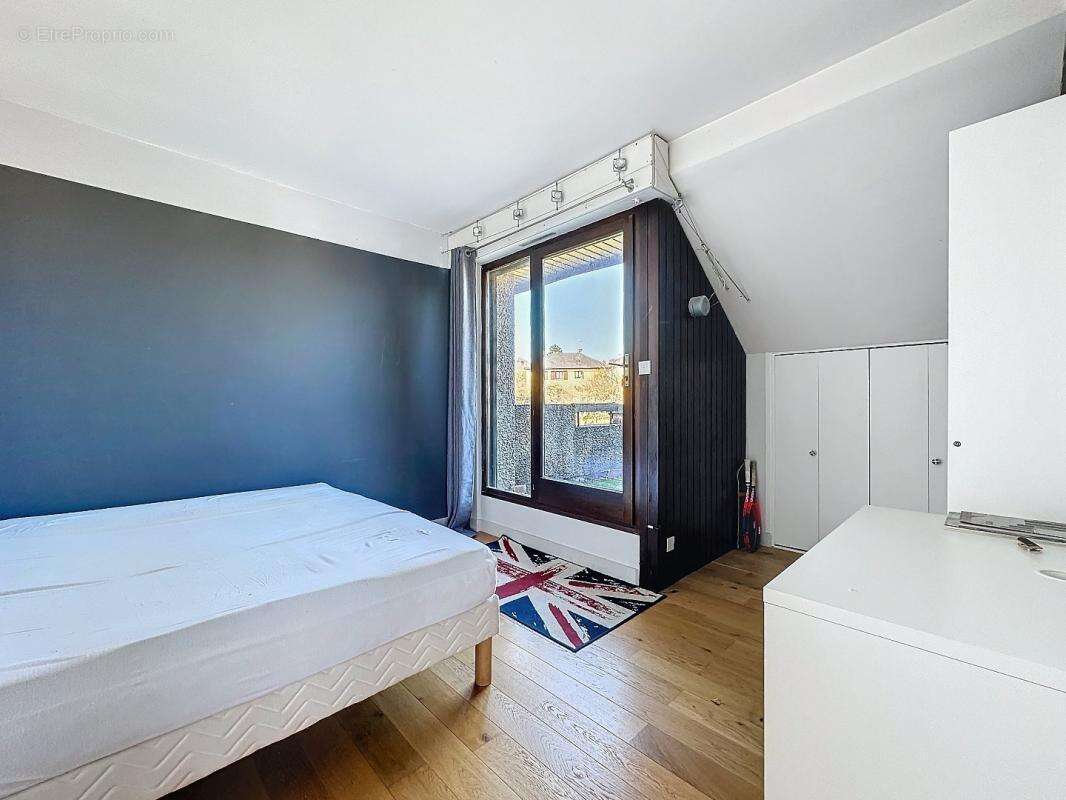 Maison à LUC-LA-PRIMAUBE