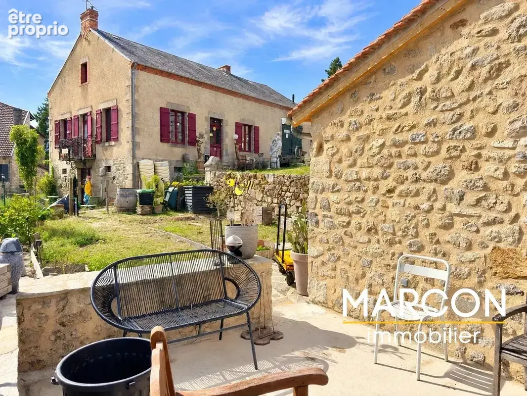 EXCLUSIVITE - Propriété de caractère de 320 m² avec piscine chauffée, spa et dépendances - photo 32