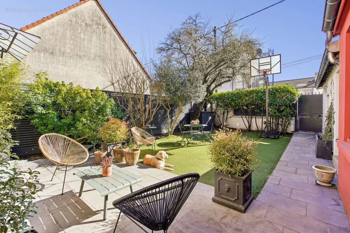Maison à COLOMBES