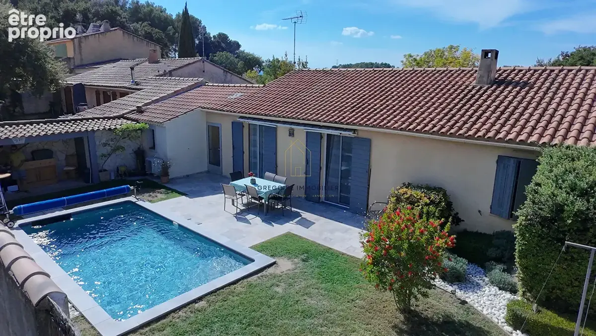 PERTUIS - Maison T4 de plain-pied avec piscine et garage - photo 2