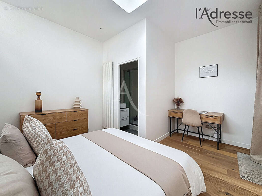 Appartement à SURESNES