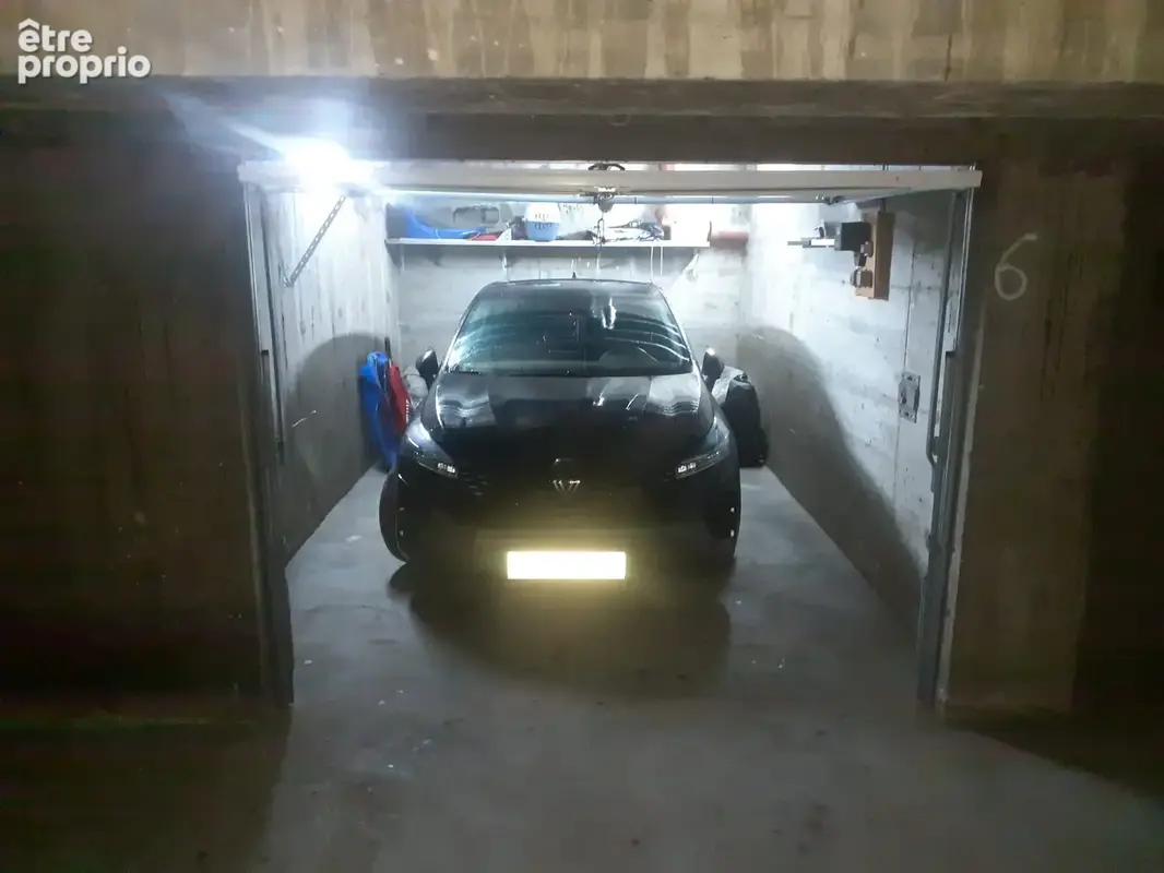 Parking à vendre à Grenoble (38100) - photo 2
