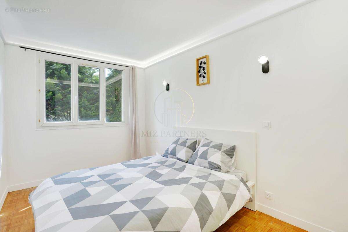 Appartement à PARIS-20E