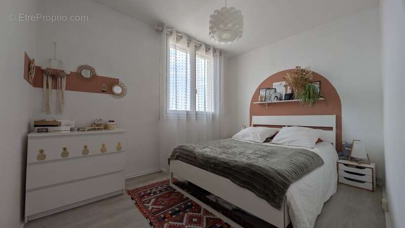 Appartement à vendre 4 pièces VILLEURBANNE (69 ) Limite Lyon 6 - photo 5