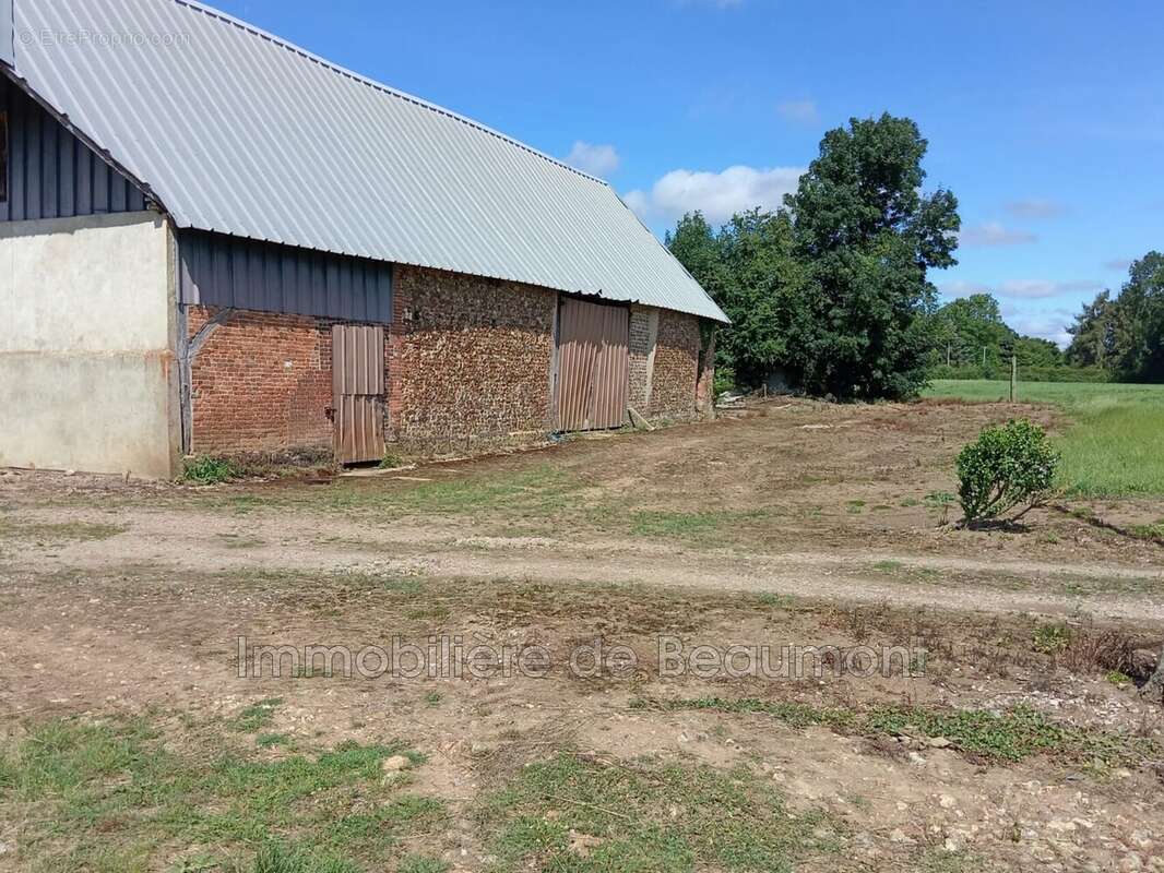 Maison à MONTREUIL-L&#039;ARGILLE