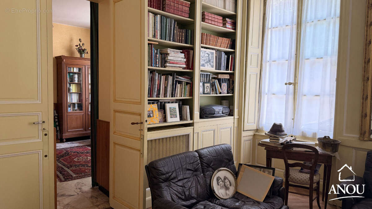 Maison de maitre 18eme siecle - quartier historique - photo 8