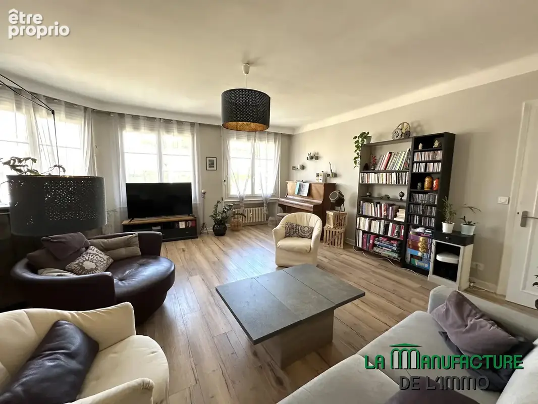 Appartement de type F6 de 140.14 m2 - 4 chambres - 2 balcons - cave - normes PMR / Saint-etienne Anatole Franc - photo 21