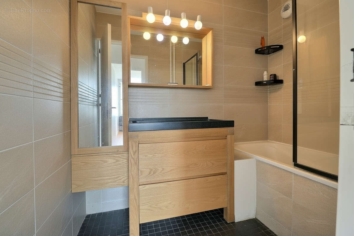 Appartement 84m² à nanterre - photo 13