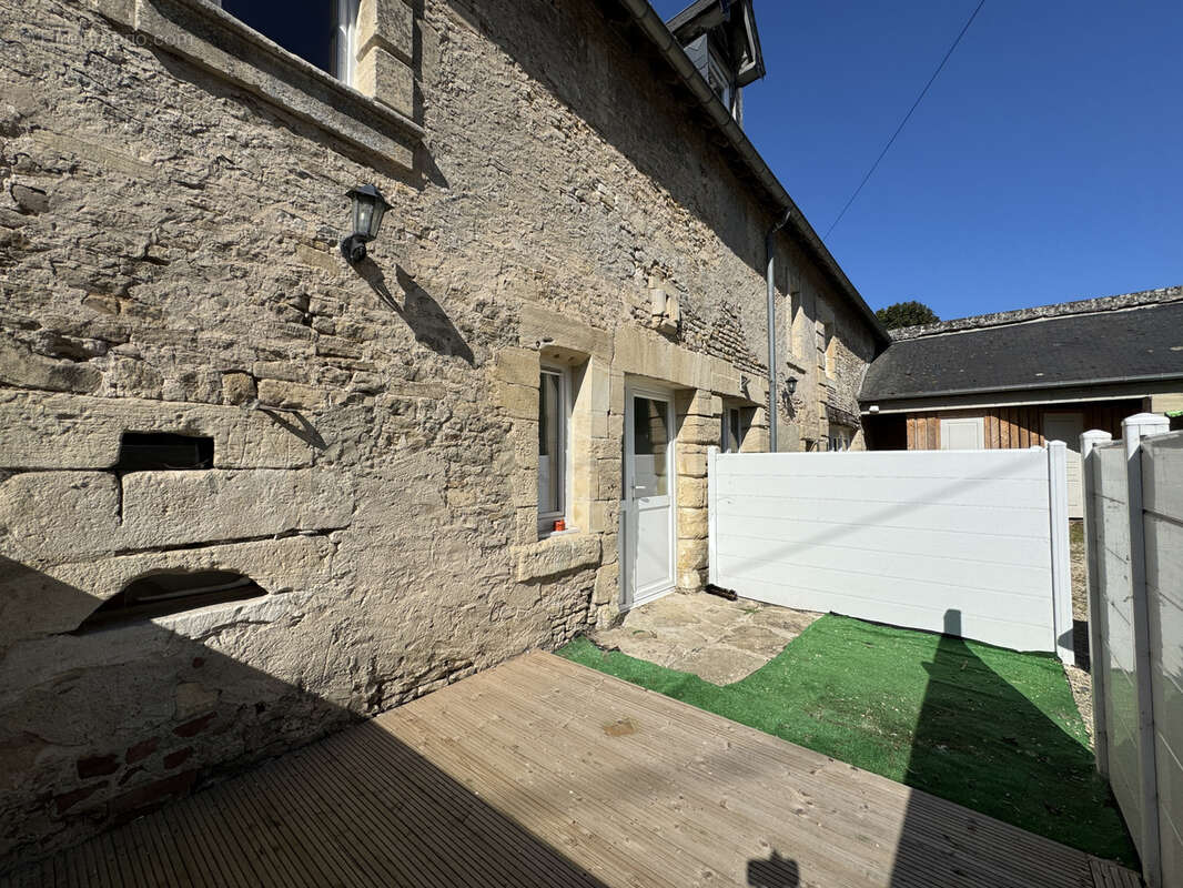 Maison de bourg avec extérieur - photo 12