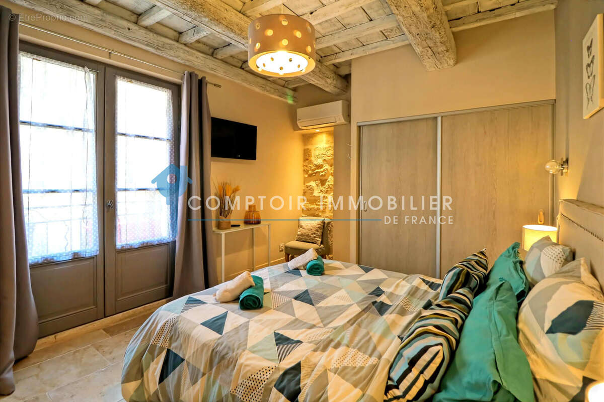 Appartement à UZES