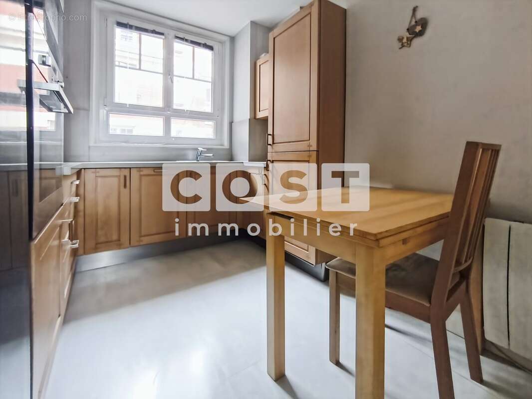 Appartement à ASNIERES-SUR-SEINE