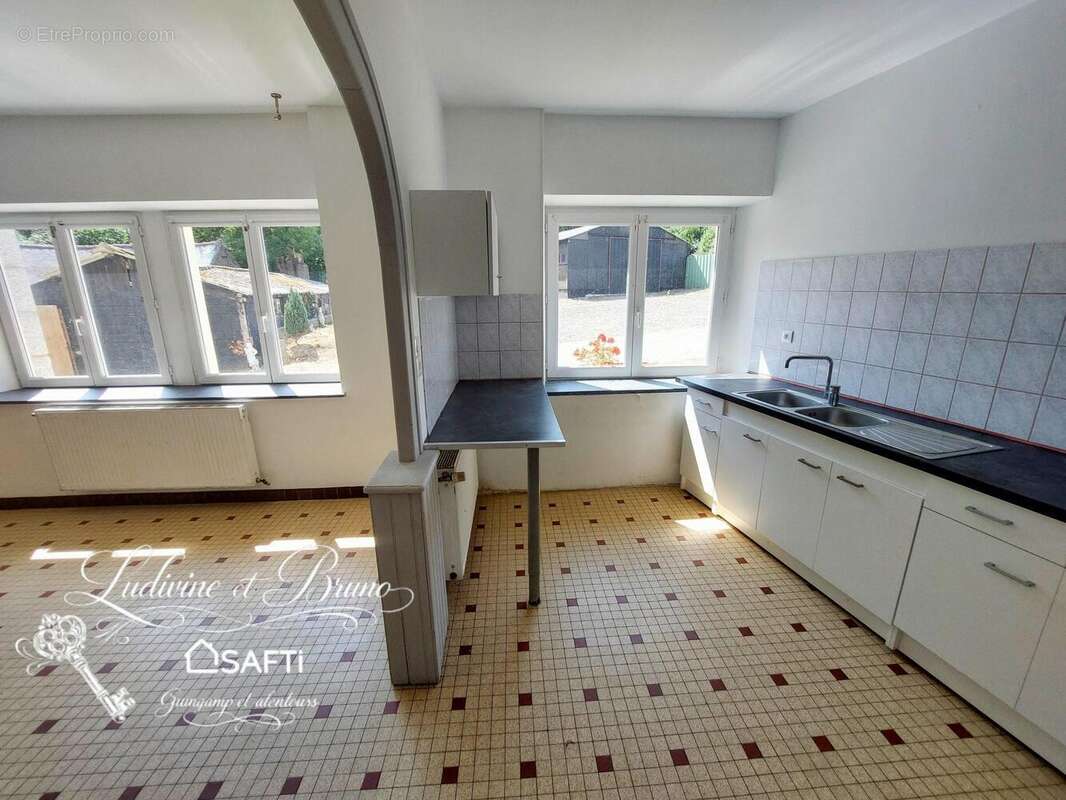 Maison 142 m² à Graces  - photo 5