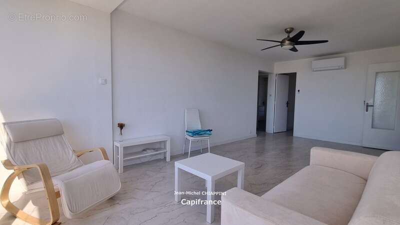 Appartement à MARSEILLE-9E