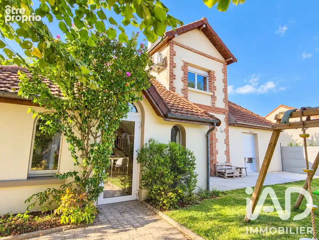 Photo 1 - Maison à MONTAULIN