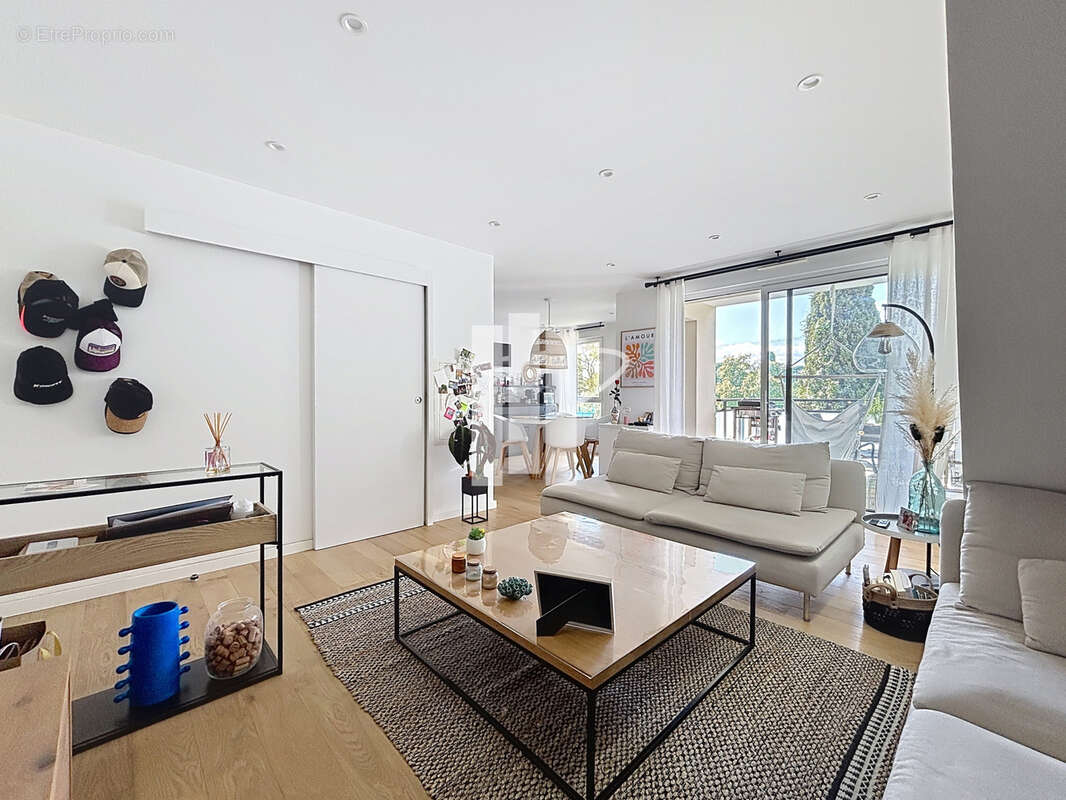 Appartement à FREJUS