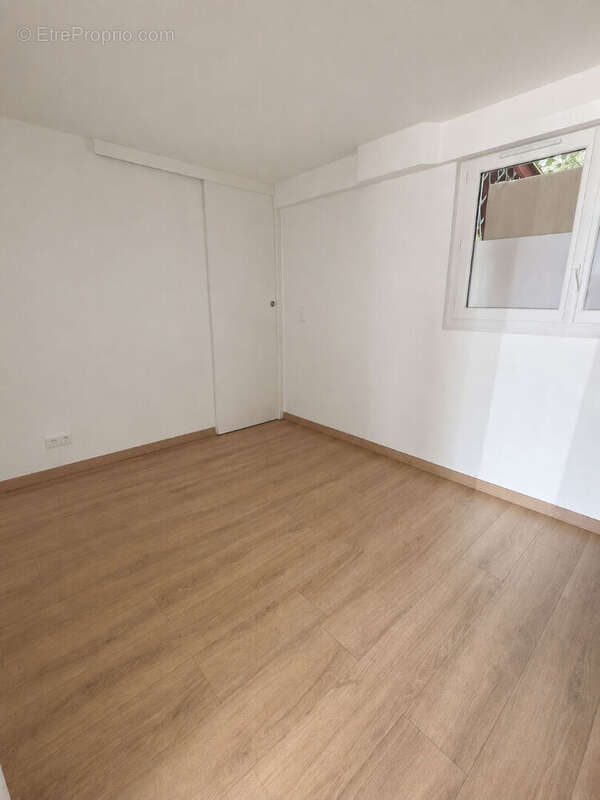 Maison de rapport locatif 7% brut avec un T4 et un local  Saint Pierre Du Mont - photo 8